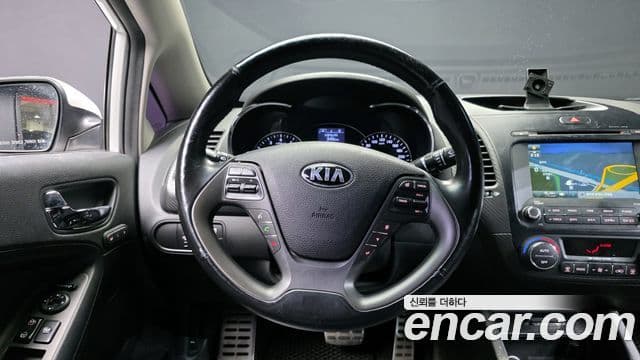Kia K3 Noblesse, 2013 13