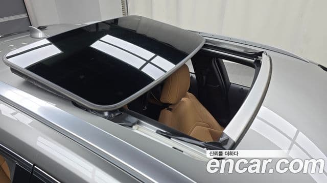 Lexus UX250h, 2023 19