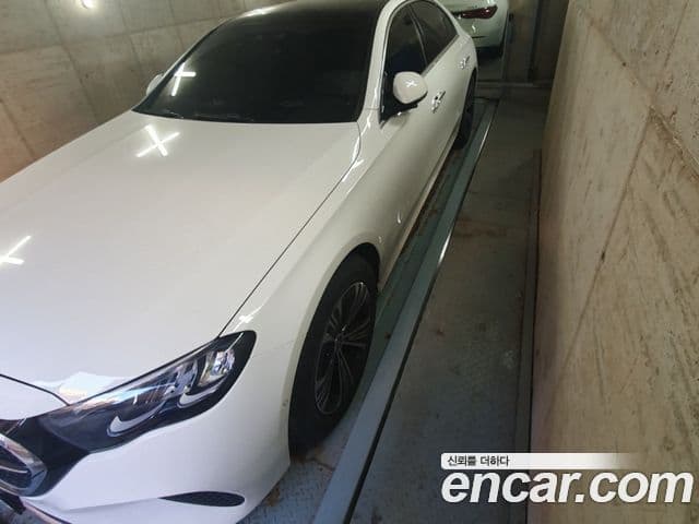 Mercedes-Benz E-класс W214 Avantgarde, 2026 6