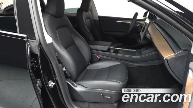 Tesla модель Y, 2024 10