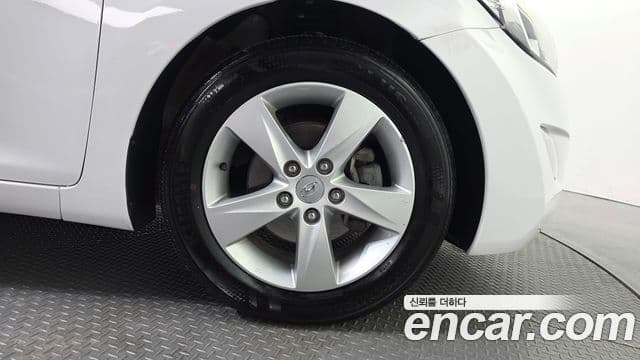 Hyundai Avante MD M16 GDI Avenue, 2013 все фото