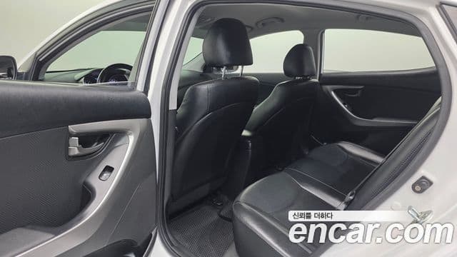 Hyundai Avante MD M16 GDI Avenue, 2013 18