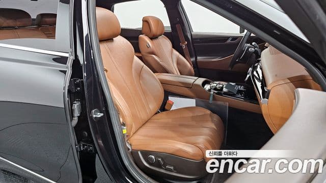 Genesis G80 (RG3) бензин 2.5 турбо 2WD, 2023 10