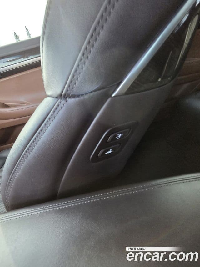 Genesis G90 Luxury, 2020 9