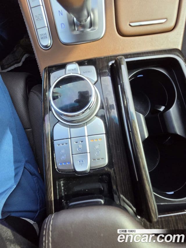 Genesis G90 Luxury, 2020 11