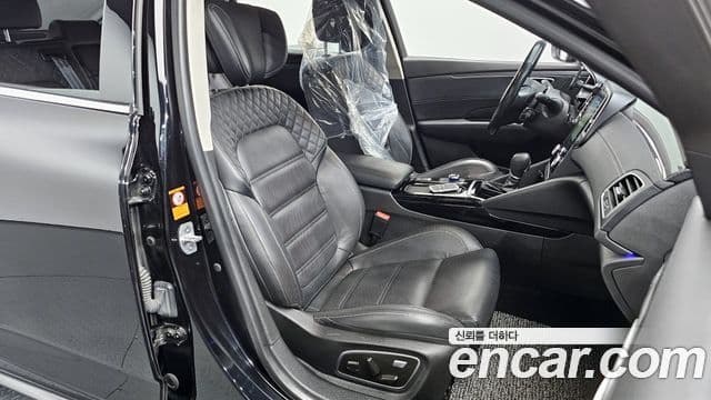 Renault Korea(Samsung) SM6 2.0 LPe LE (для людей с инвалидностью), 2017 10