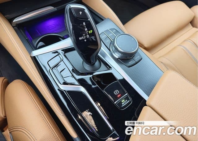 BMW 5시리즈 (G30) 520i M Sport, 2023 9