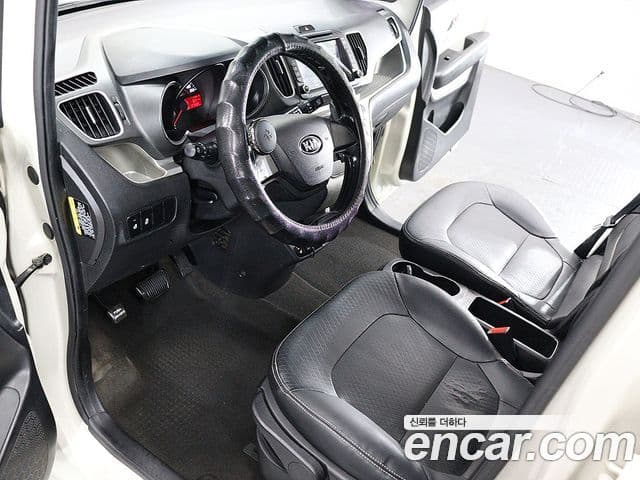 Kia Ray Luxury, 2016 17