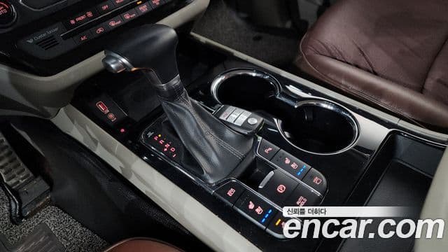 Kia The / новый New Carnival Special, 2019 9