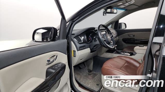 Kia The / новый New Carnival Special, 2019 10