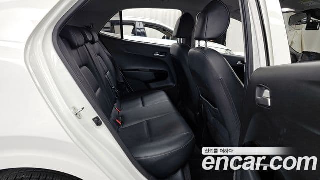 Kia Morning Urban (JA) Signature, 2023 12