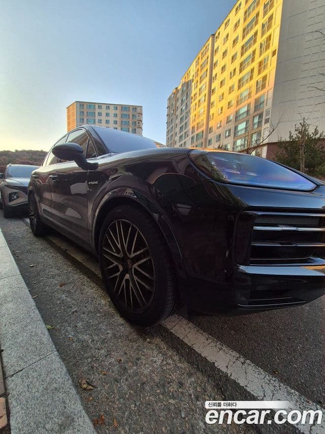 Porsche Cayenne (PO536) 3.0 S E-гибрид, 2025 4