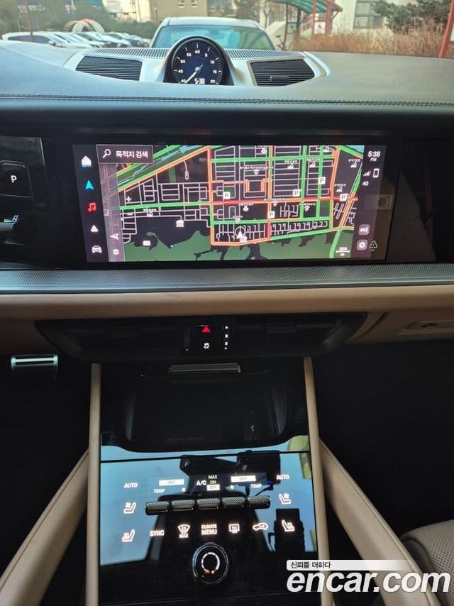 Porsche Cayenne (PO536) 3.0 S E-гибрид, 2025 8