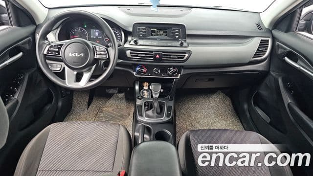 Kia Seltos Trendy, 2023 7