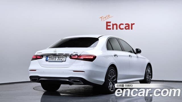 Mercedes-Benz E-класс W213 AMG Line, 2023 2