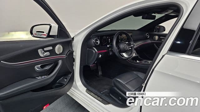 Mercedes-Benz E-класс W213 AMG Line, 2023 10