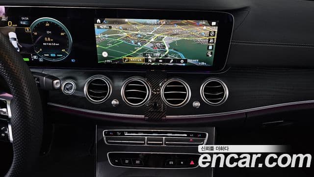 Mercedes-Benz E-класс W213 AMG Line, 2023 14