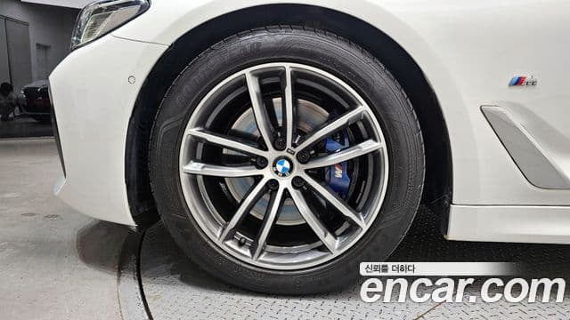 BMW 5시리즈 (G30) 520i M Sport, 2021 все фото