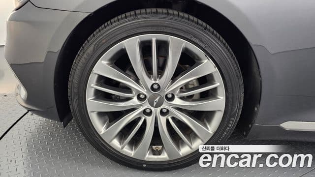 Genesis G80 Premium Luxury, 2017 все фото