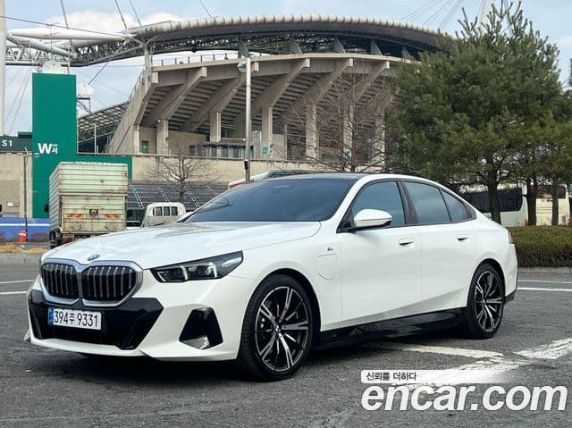 BMW 5시리즈 (G60) 530e M Sport, 2025 1