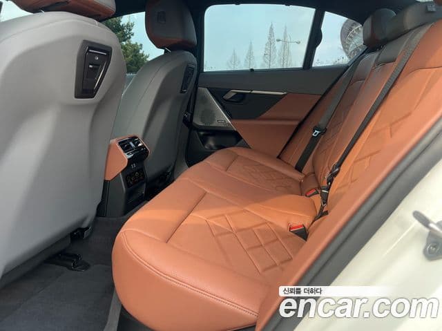 BMW 5시리즈 (G60) 530e M Sport, 2025 9