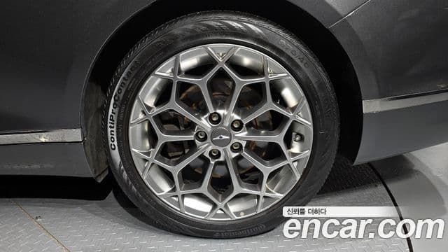 Genesis G80 (RG3) бензин 2.5 турбо AWD, 2021 все фото