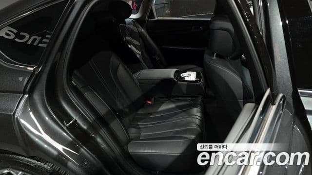 Genesis G80 (RG3) бензин 2.5 турбо AWD, 2021 12