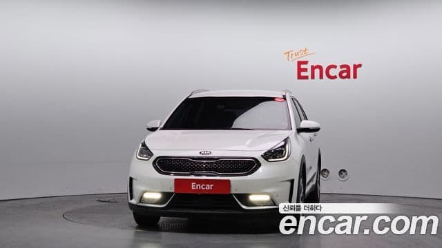 Kia Niro Noblesse, 2018 3