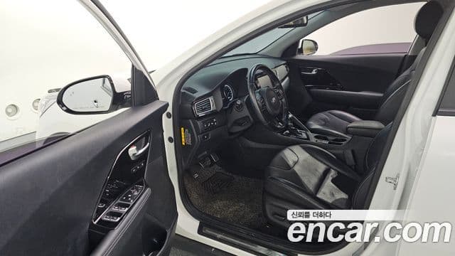 Kia Niro Noblesse, 2018 10