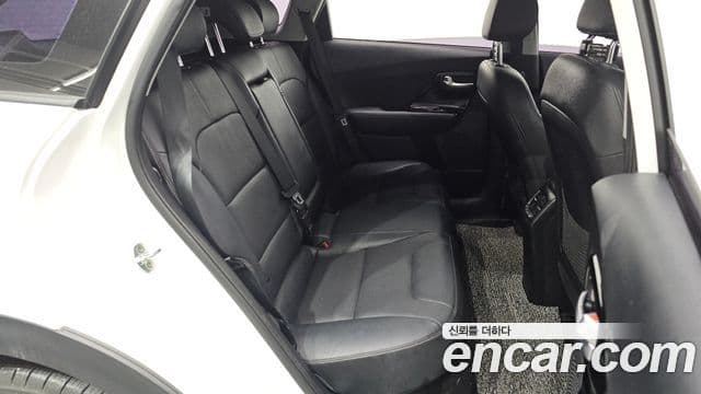 Kia Niro Noblesse, 2018 12