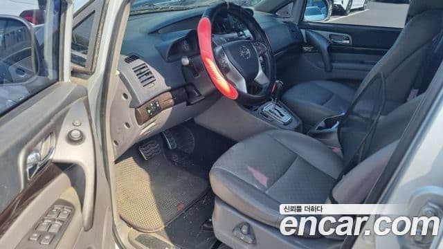 KG모빌리티(SsangYong) Korando 투리스모 4WD TX 9인승, 2016 3