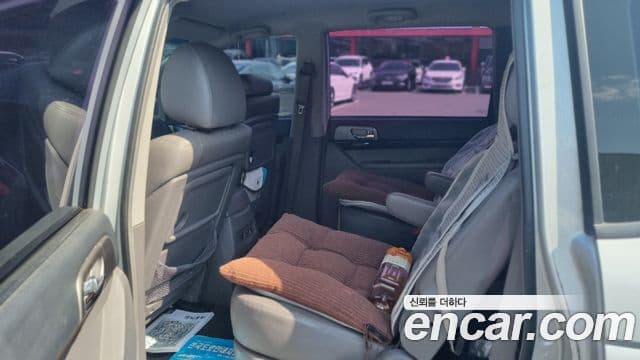 KG모빌리티(SsangYong) Korando 투리스모 4WD TX 9인승, 2016 4