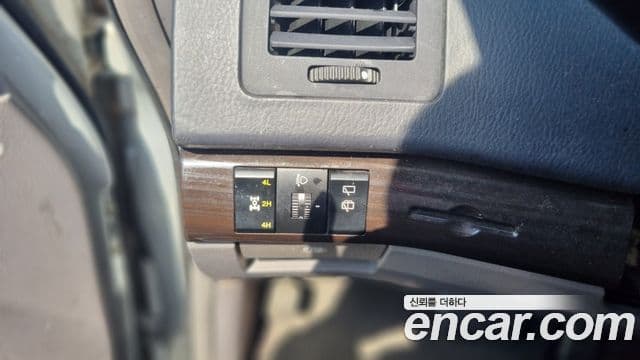 KG모빌리티(SsangYong) Korando 투리스모 4WD TX 9인승, 2016 11