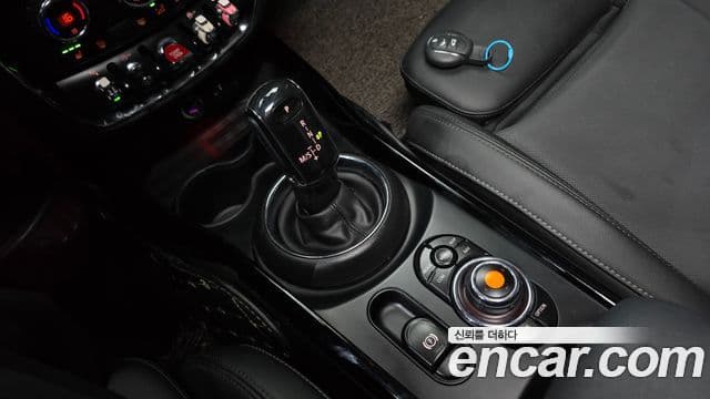 Mini Cooper 클럽맨 2세대, 2021 9