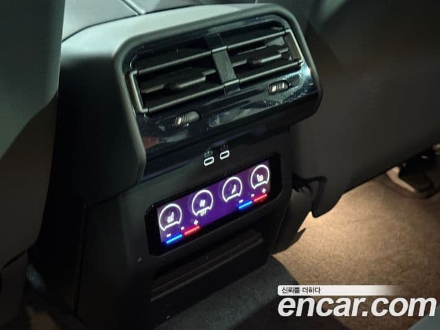 BMW 5시리즈 (G60), 2025 12