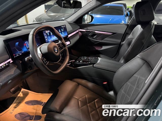 BMW 5시리즈 (G60), 2025 15