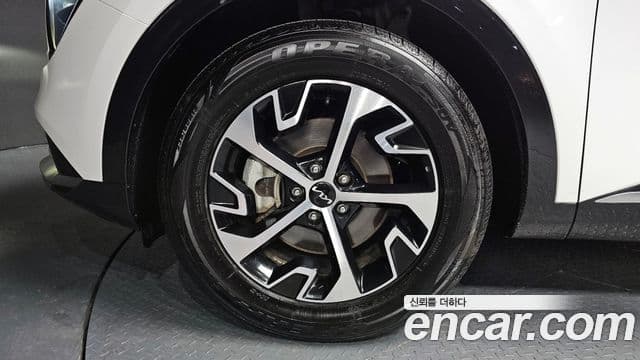 Kia Sportage 5세대 гибрид Noblesse 2WD, 2023 все фото