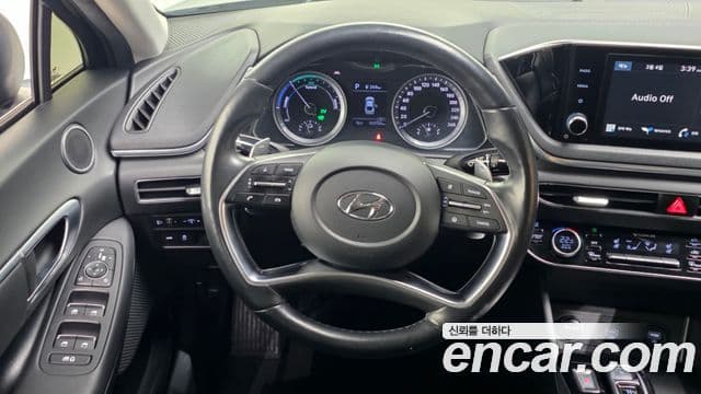 Hyundai Sonata гибрид (DN8) Family, 2020 13