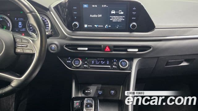 Hyundai Sonata гибрид (DN8) Family, 2020 14