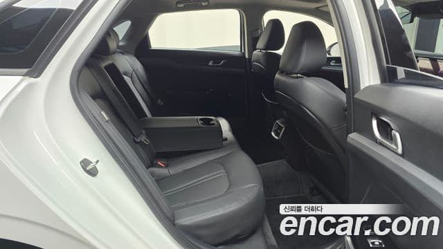 Kia K5 3세대 Prestige, 2020 12