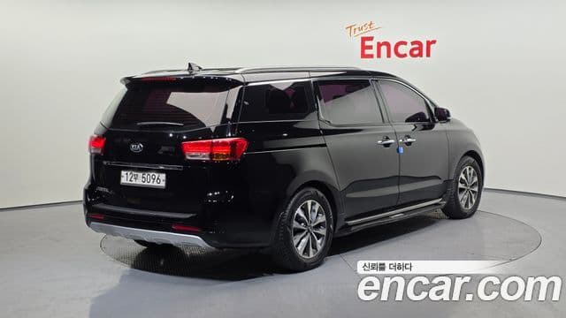 Kia All New Carnival Prestige, 2015 2