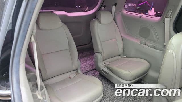 Kia All New Carnival Prestige, 2015 18