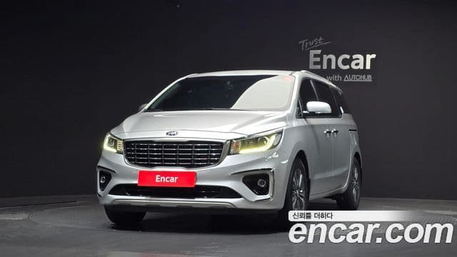 Kia The / новый New Carnival Luxury, 2019 3