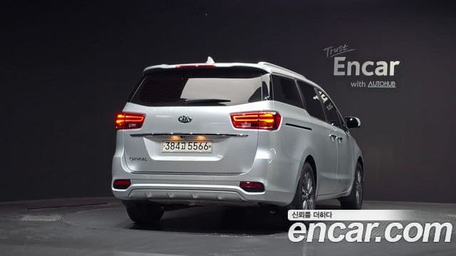 Kia The / новый New Carnival Luxury, 2019 4