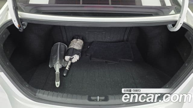 Hyundai Avante AD Modern, 2017 20