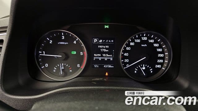 Hyundai Avante AD 1.6 e-VGT Smart, 2017 8