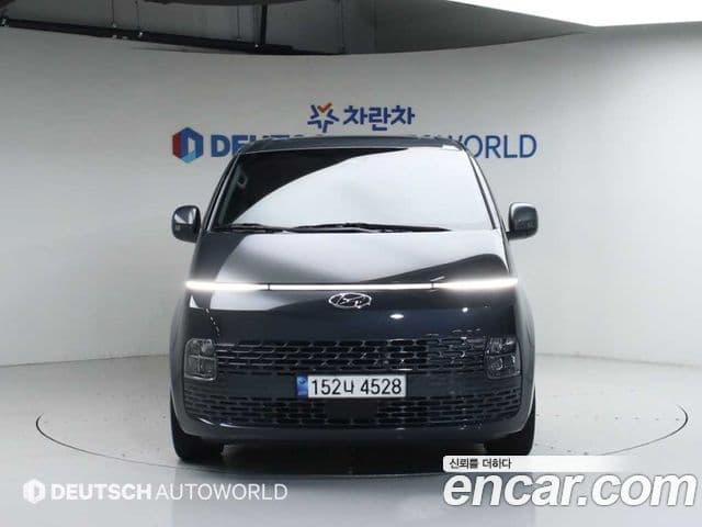 Hyundai Staria Modern, 2022 2