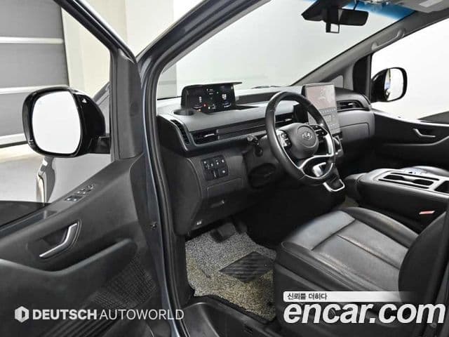 Hyundai Staria Modern, 2022 11