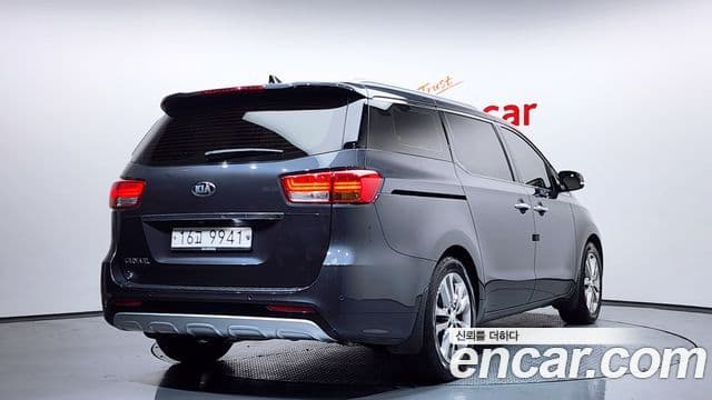 Kia All New Carnival Prestige, 2017 2