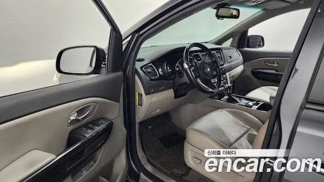 Kia All New Carnival Prestige, 2017 10